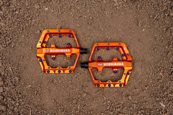 LIMITED EDITION CHILAO SS LARGE PEDALS IN HARD ORANGE