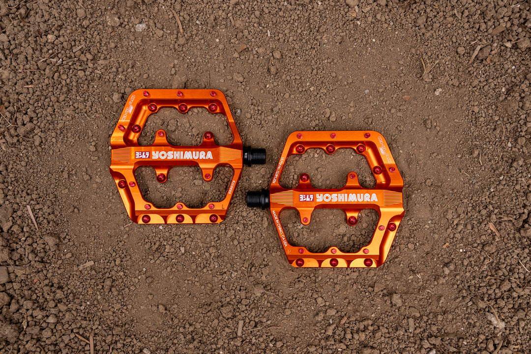 LIMITED EDITION CHILAO SS LARGE PEDALS IN HARD ORANGE